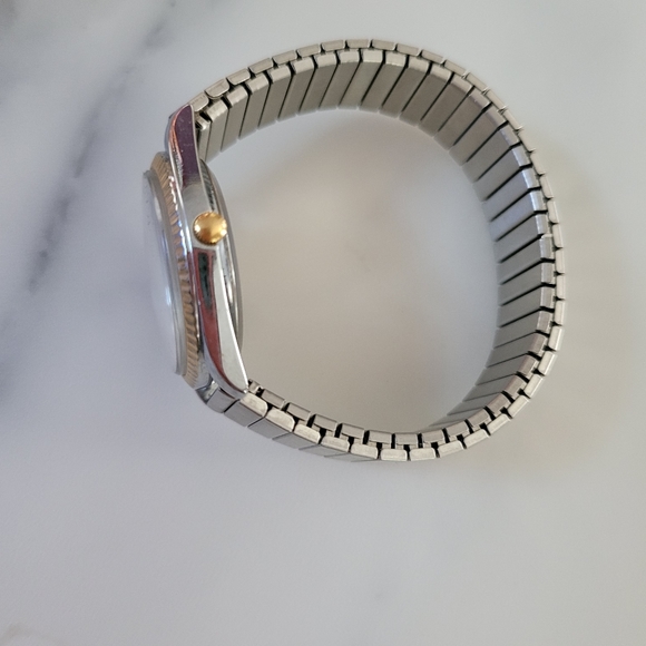 Men's Timex Watch - Picture 4 of 5